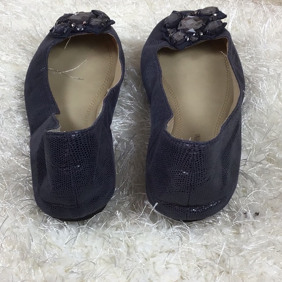 Blue Adrienne Vittadini Flats - Picture 5 of 6